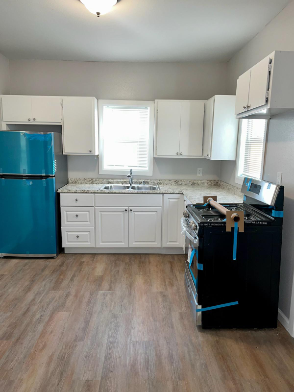 2068 S 5th Pl - Photo 2 of 8
