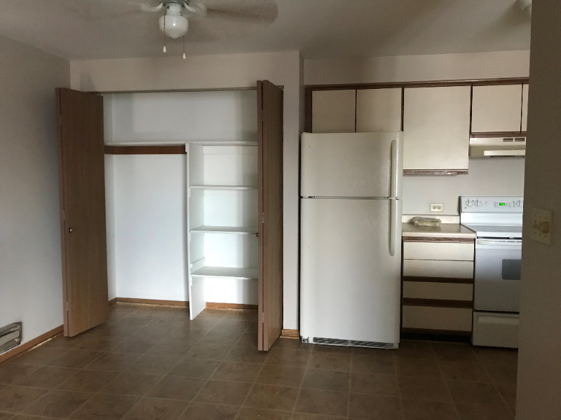 S85W18710 Jean Dr #1 - Photo 2 of 9