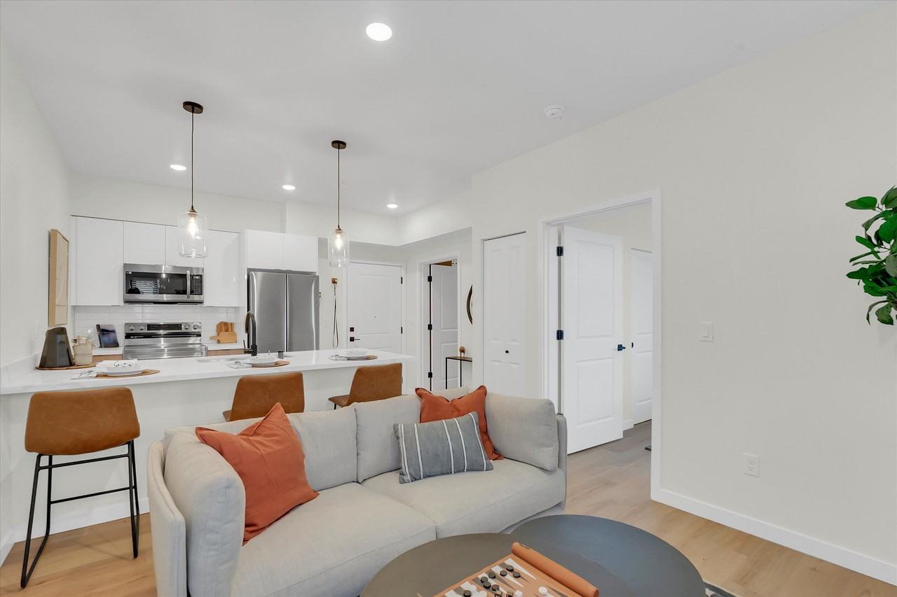 7721 The Meadowlark 7721 Dean St W - 104 #7721-104 - Photo 4 of 24