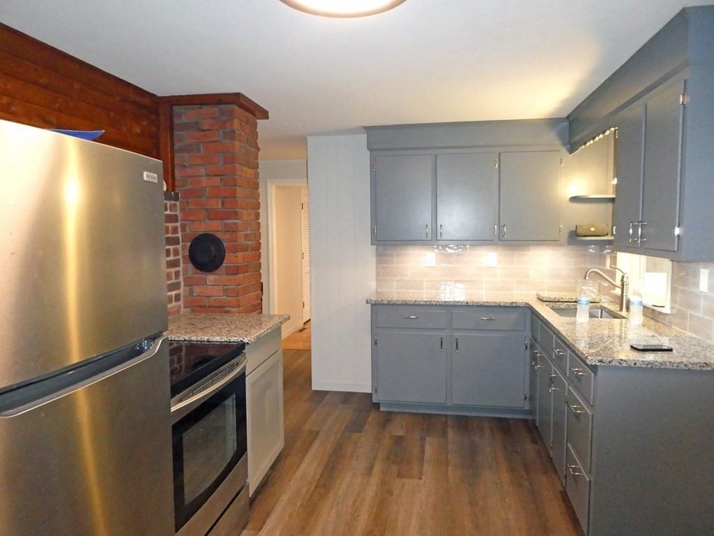 138 Elm St #NA - Photo 3 of 22