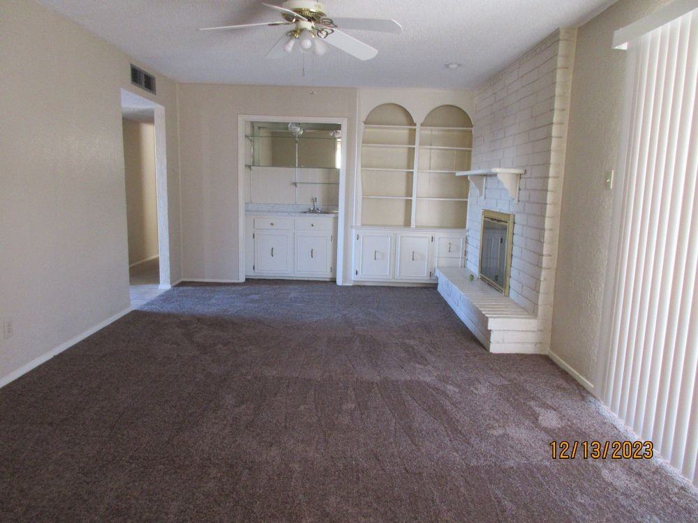 300 El Puente Dr - Photo 2 of 15