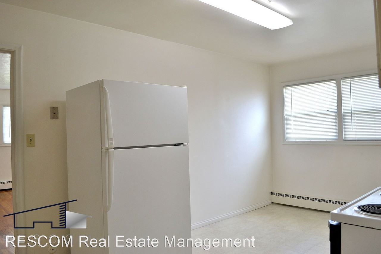 348 E. 200 S. - Photo 2 of 16