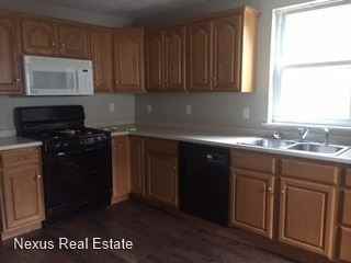 901 Harkness Ln - Photo 2 of 18