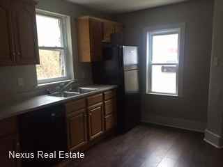901 Harkness Ln - Photo 3 of 18