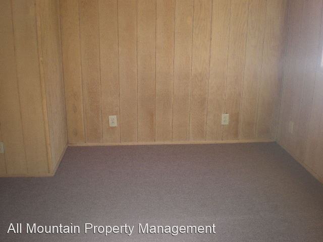 770 W Aeroplane Blvd - Photo 2 of 7