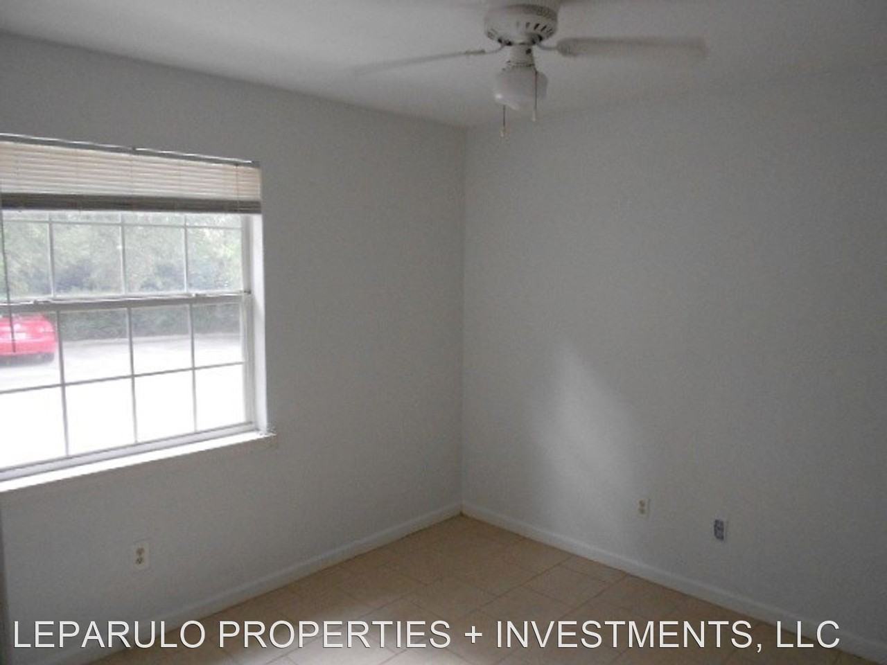 1909-A Bellevue Way - Photo 2 of 6