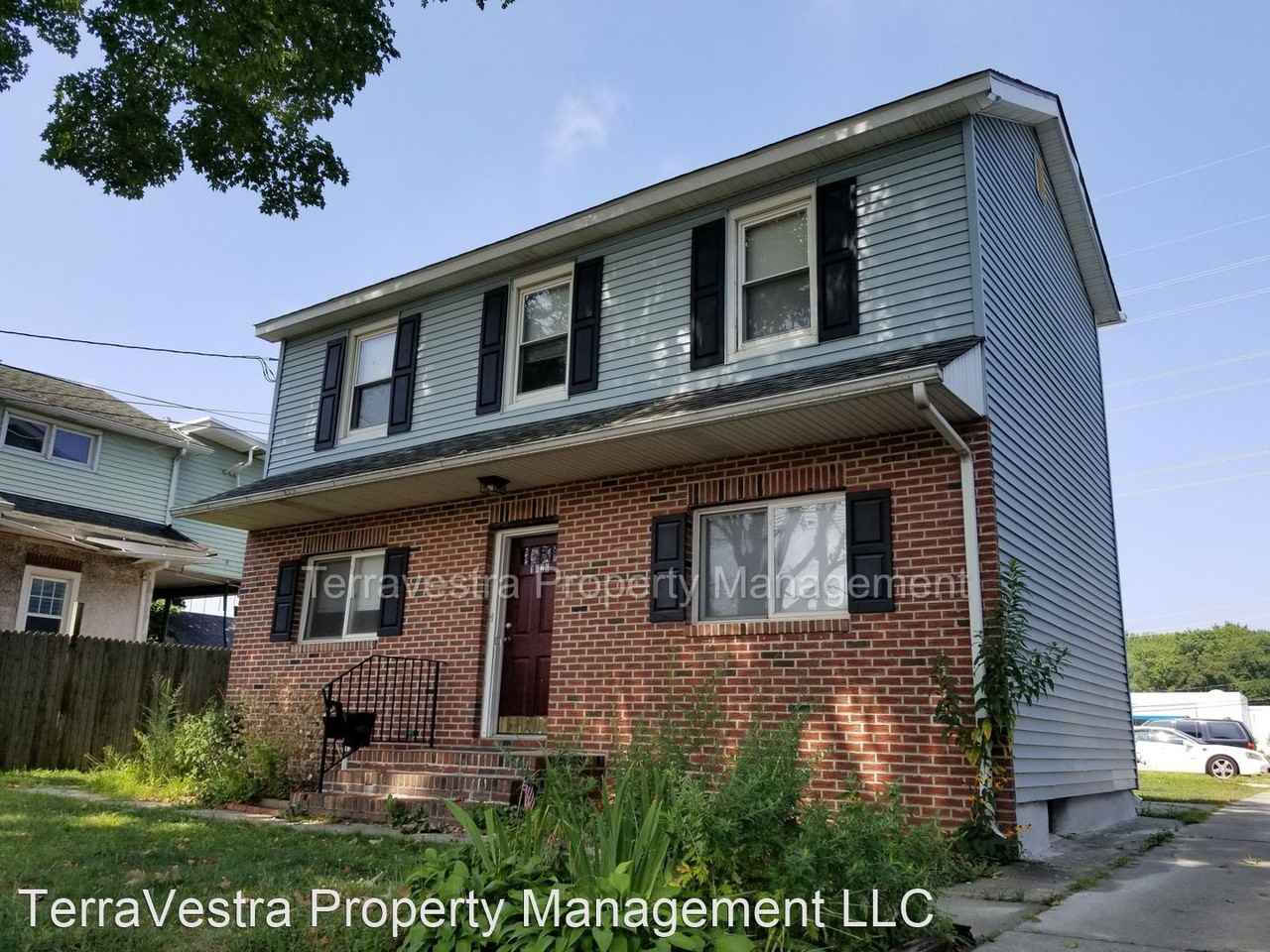 1026 Broadway - Photo 2 of 12