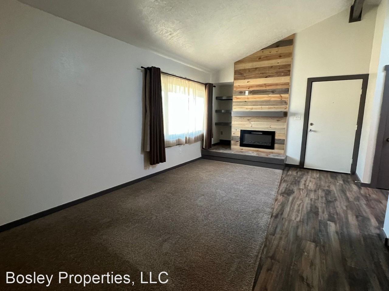 Portage Village Upper East Apartments 4440 4440 & 4600 4th Avenue