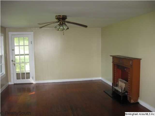 904 14th Ave N - Photo 2 of 8