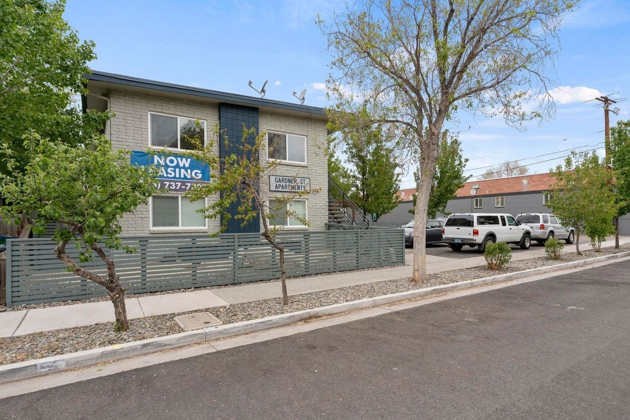 155 Gardner Street - Photo 2 of 15