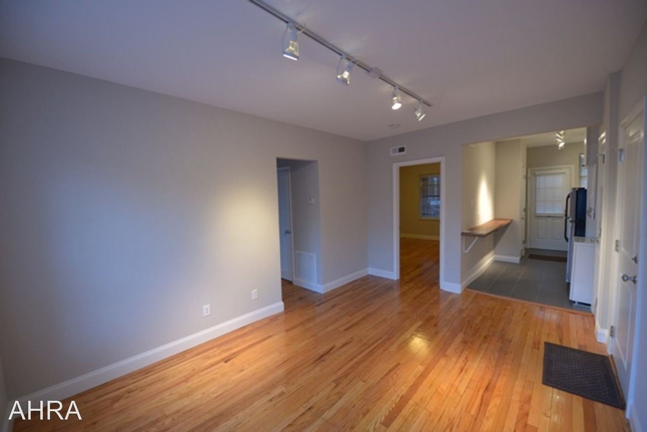 2804-2820 Compton Ave.; 3152 Magnolia Ave; 3151-3153 Halliday Ave - Photo 3 of 5