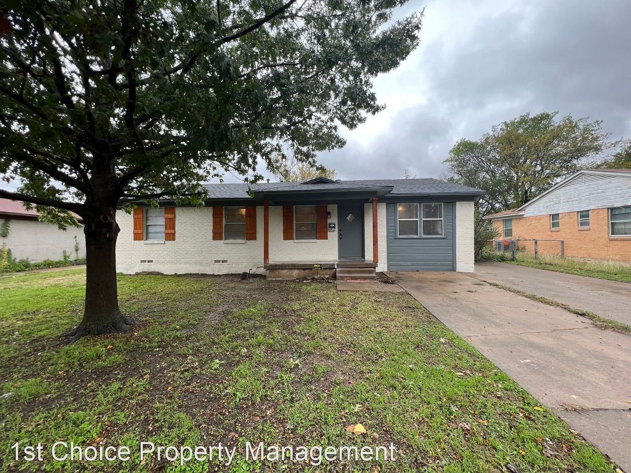 4917 Susan Lee Ln - Photo 3 of 20