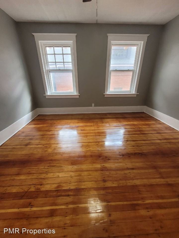 2011 Jules Street - Photo 2 of 13