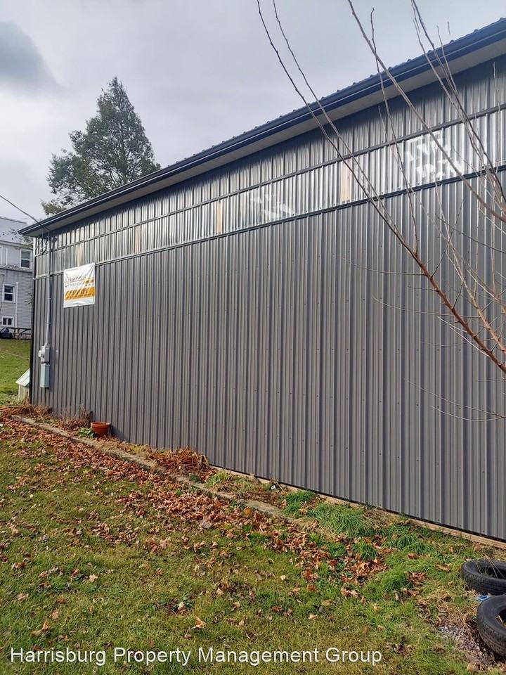 1-3 W Market St - Photo 2 of 6