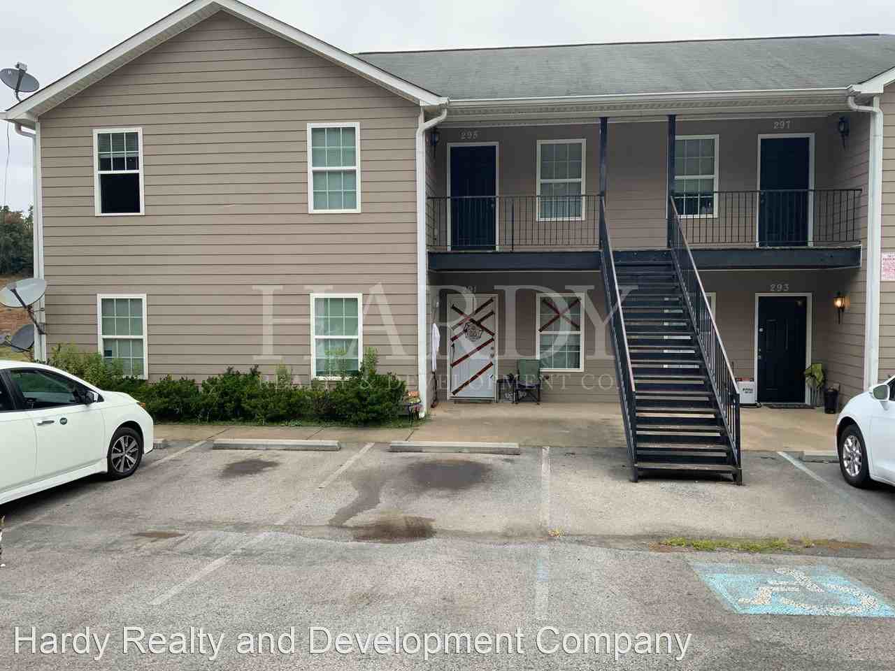 291, 293, 295, 297 Wax Rd SE - Photo 2 of 10