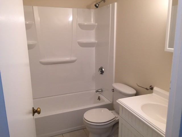 912 White Cedar Blvd - Photo 3 of 4