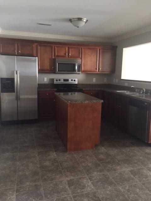 609 Bonneville Ln - Photo 2 of 16