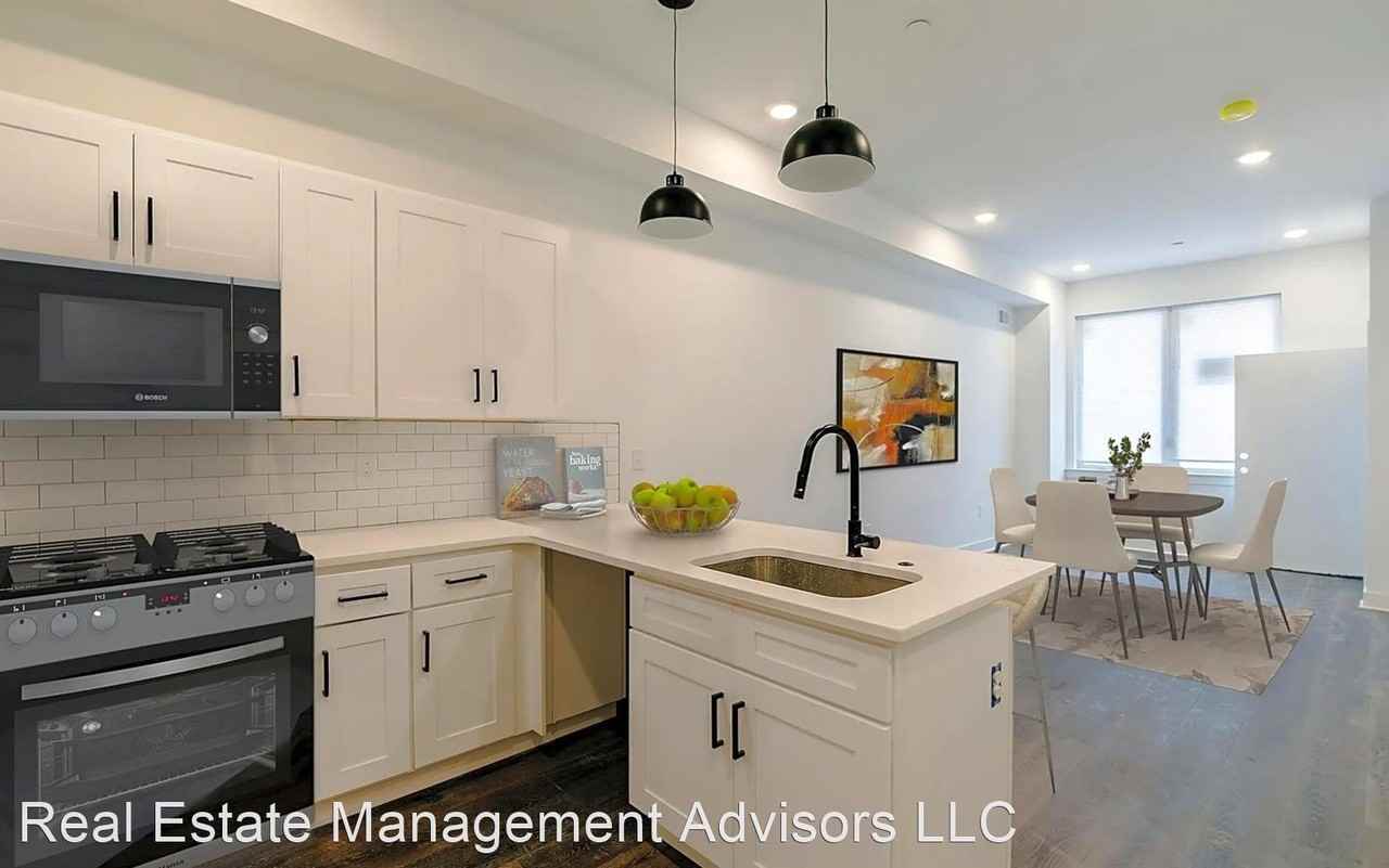 623 N 52nd St - Photo 3 of 5