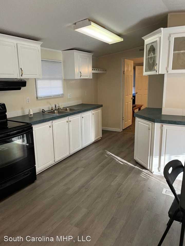 212 R Bar M Ranch Road - Photo 3 of 15