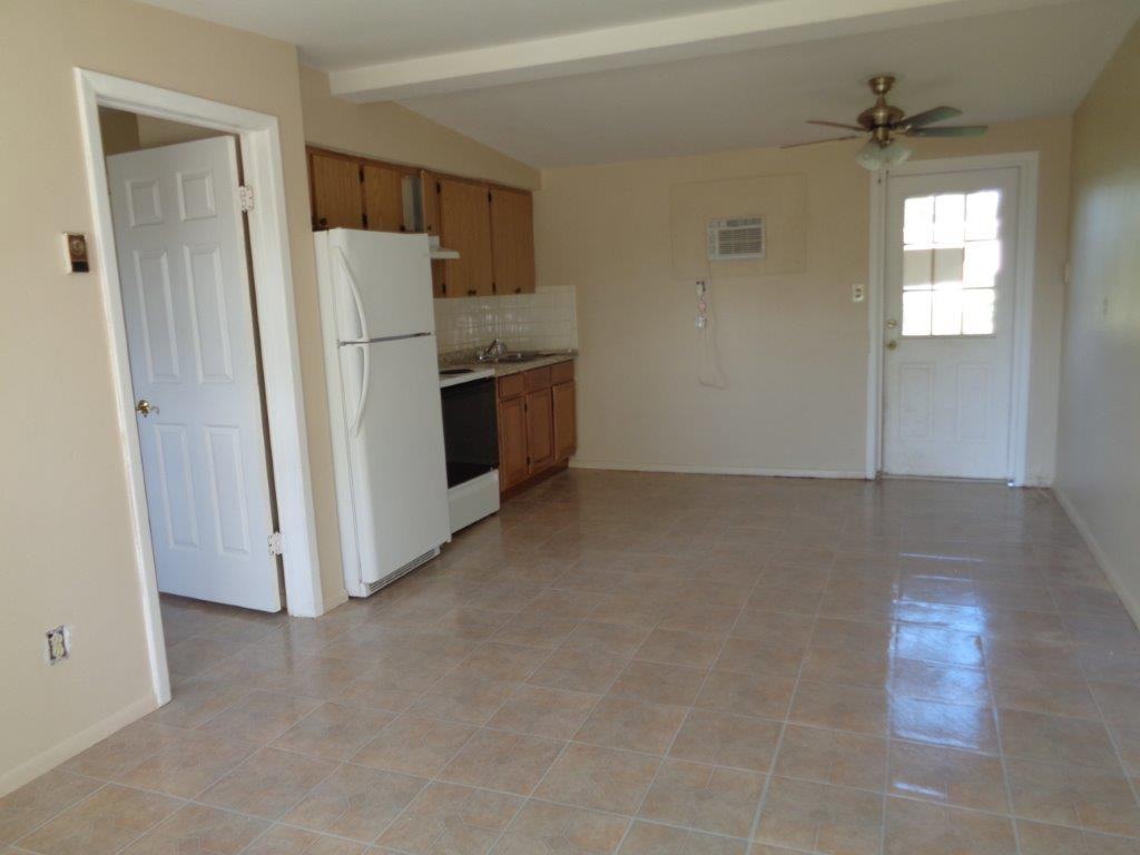 7221 Buchanan Dr - Photo 3 of 9