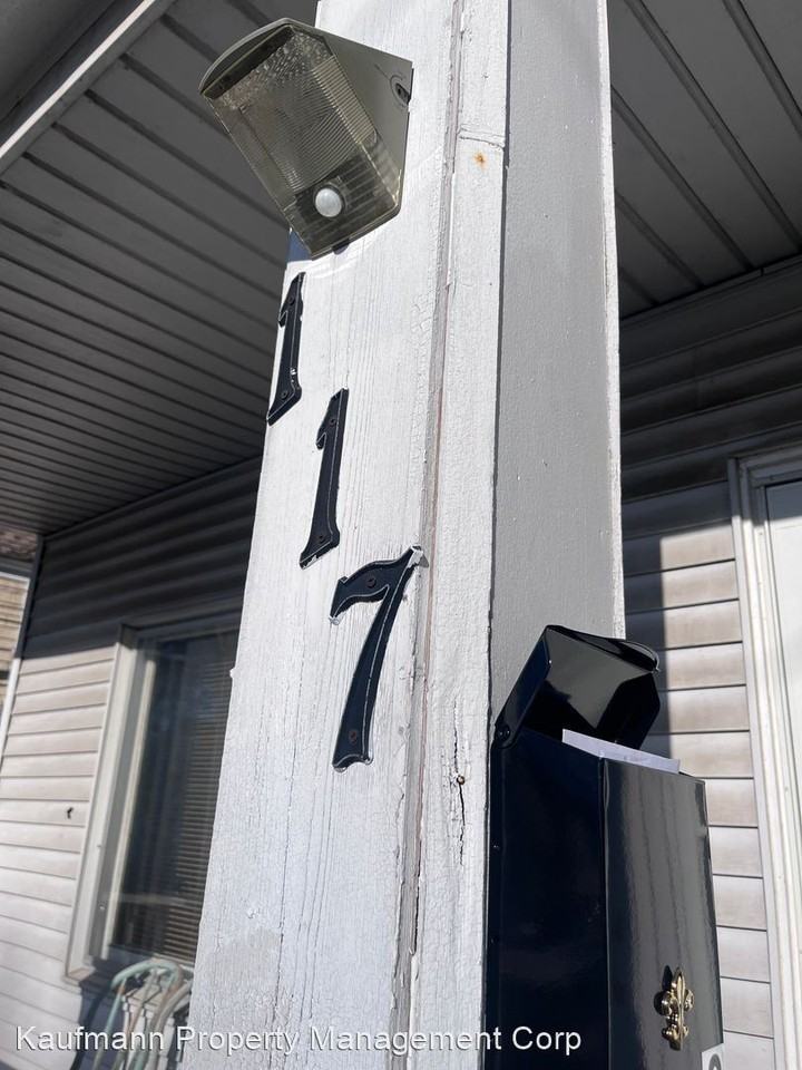 117 E Dewald Street - Photo 2 of 12