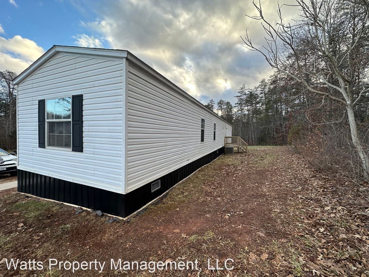 2212 Masons Mill Rd - Photo 2 of 19