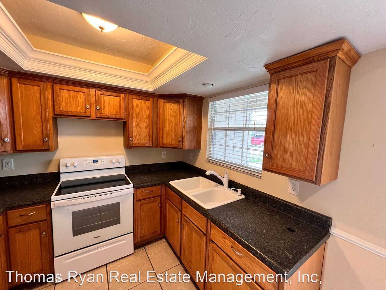 1301 N Conrad Ave - Photo 3 of 21