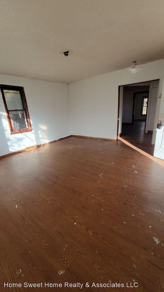 2917 W Mount Vernon St - Photo 3 of 10