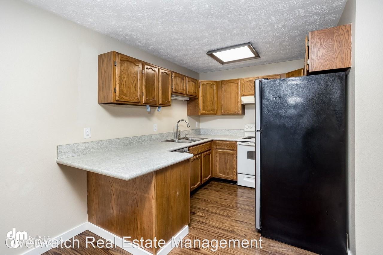 1101 Friendly Lane - Photo 3 of 19