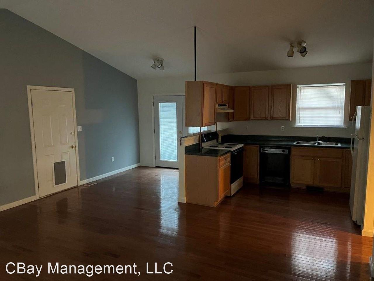 3570 Kelsey Way - Photo 3 of 14