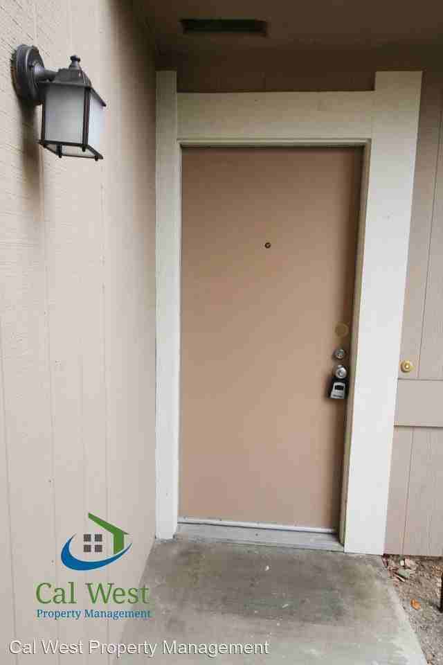 6627 Wildwood Ct - Photo 2 of 32