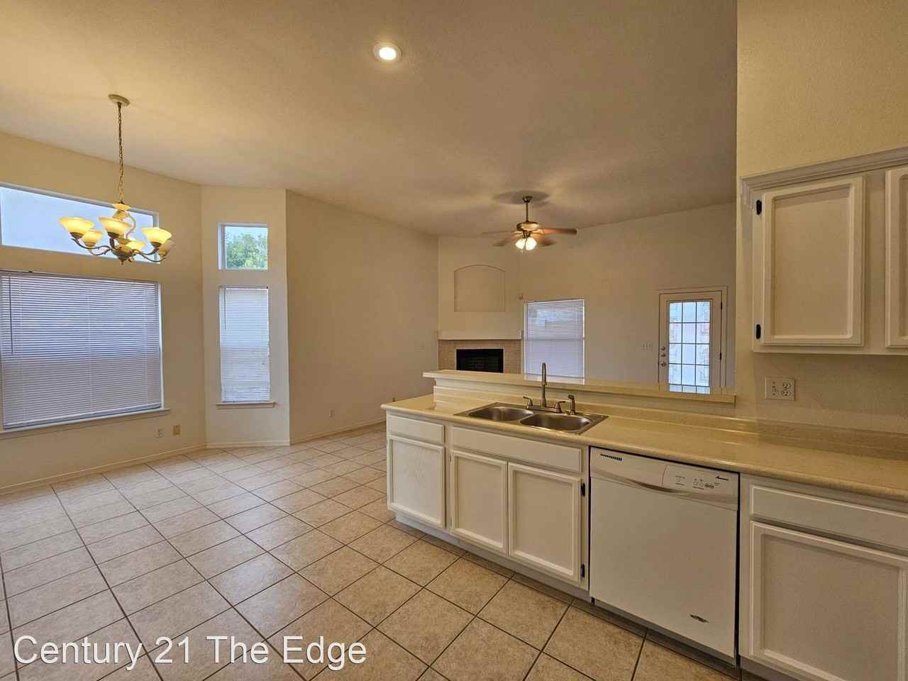 4405 Loma Diamante Dr - Photo 2 of 21