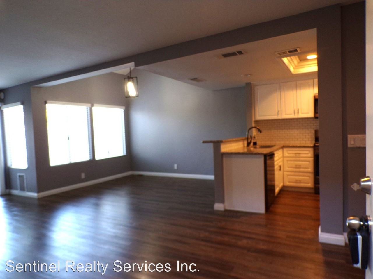 3515 Myers St #10 - Photo 2 of 15