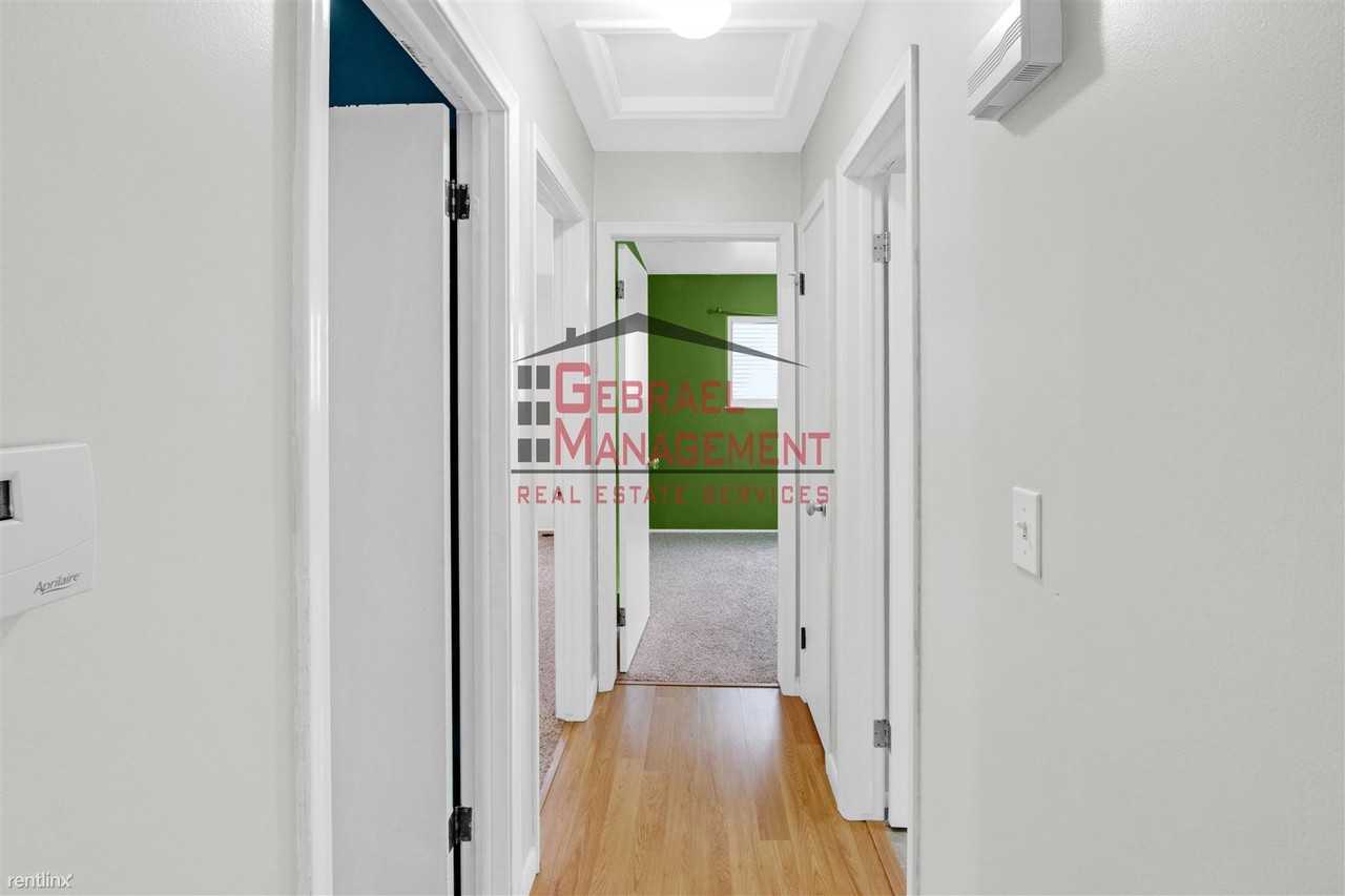 522 Sun Manor St - Photo 3 of 17