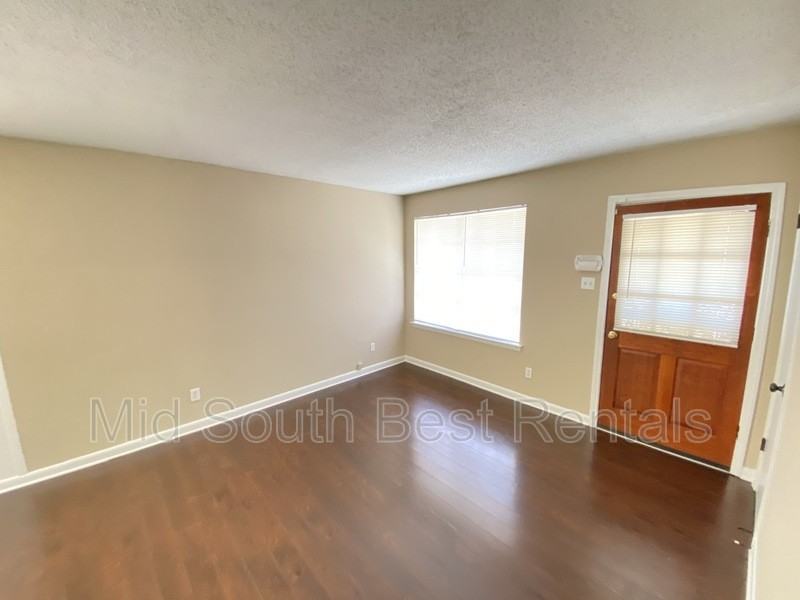 3544 Pueblo Ave - Photo 2 of 8