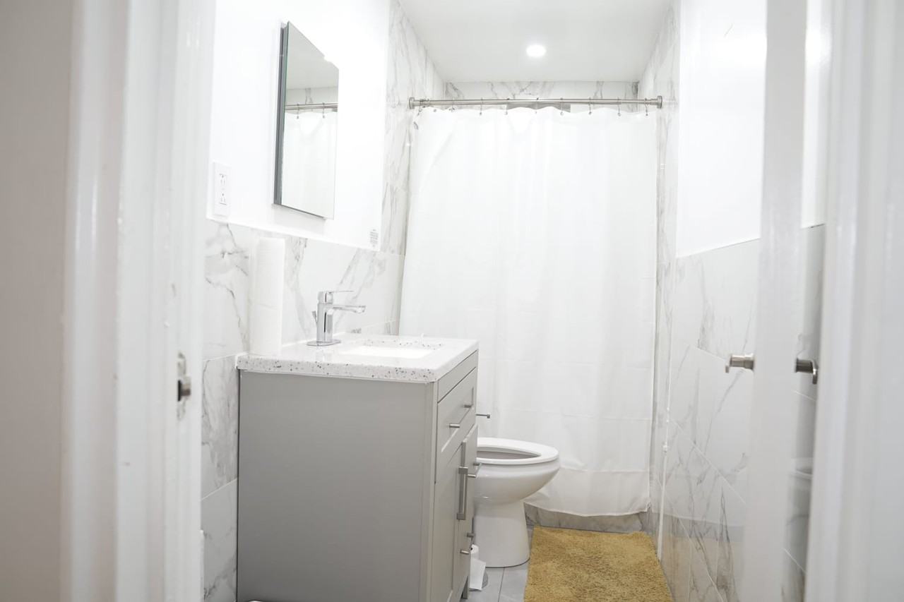 813 Calhoun Ave #1stFL - Photo 2 of 7