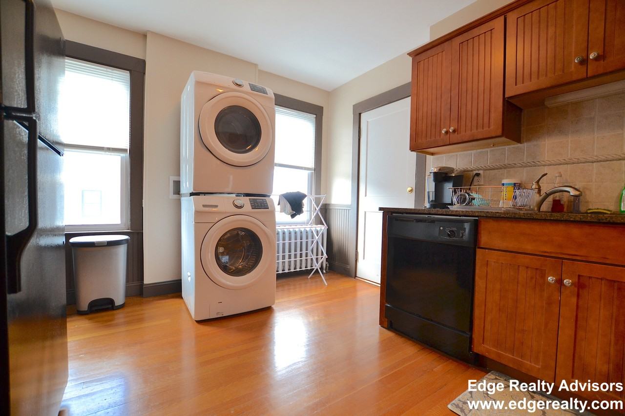 12 S Crescent Circuit #2 - Photo 3 of 16