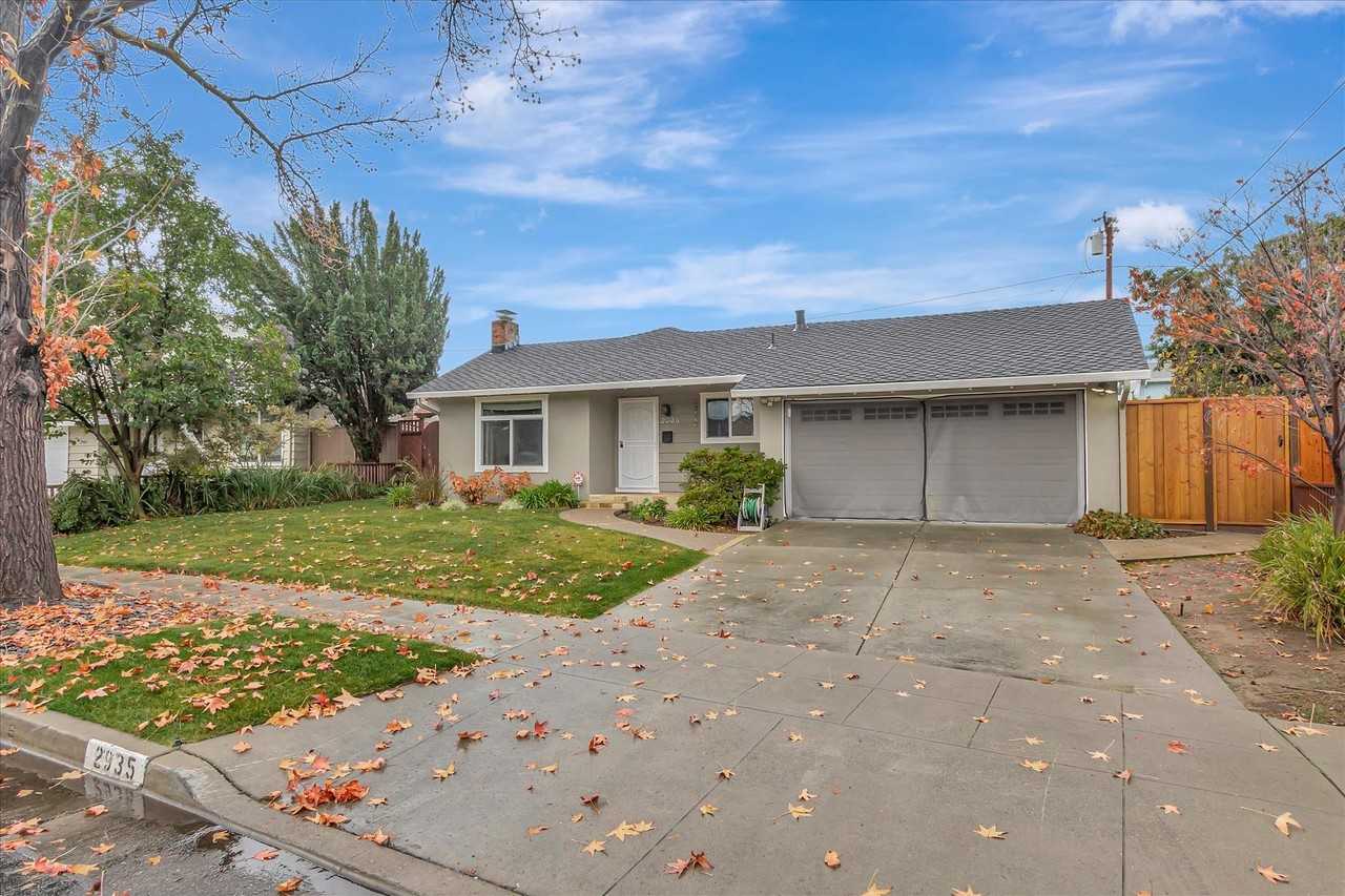 2935 Newark Way - Photo 3 of 50