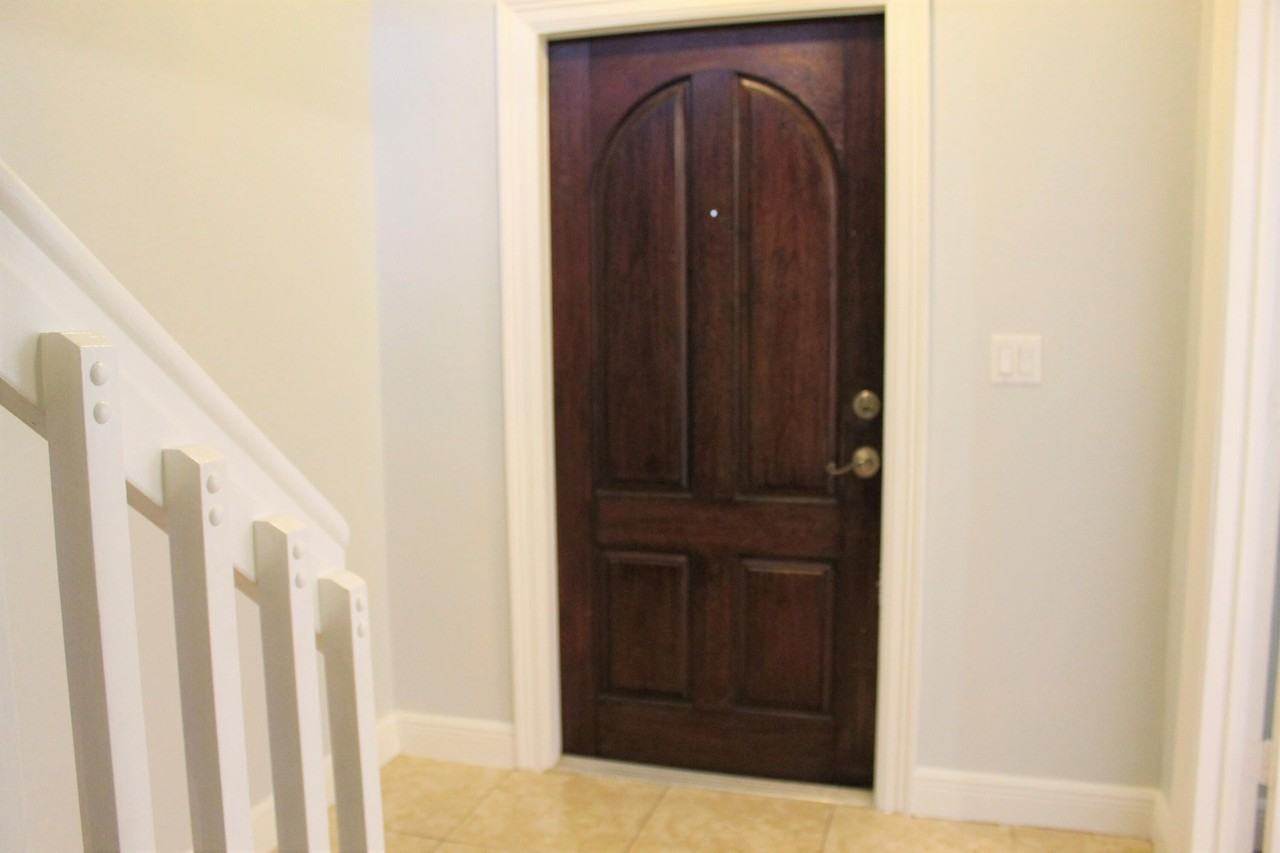 531 S Federal Hwy #17 - Photo 3 of 26