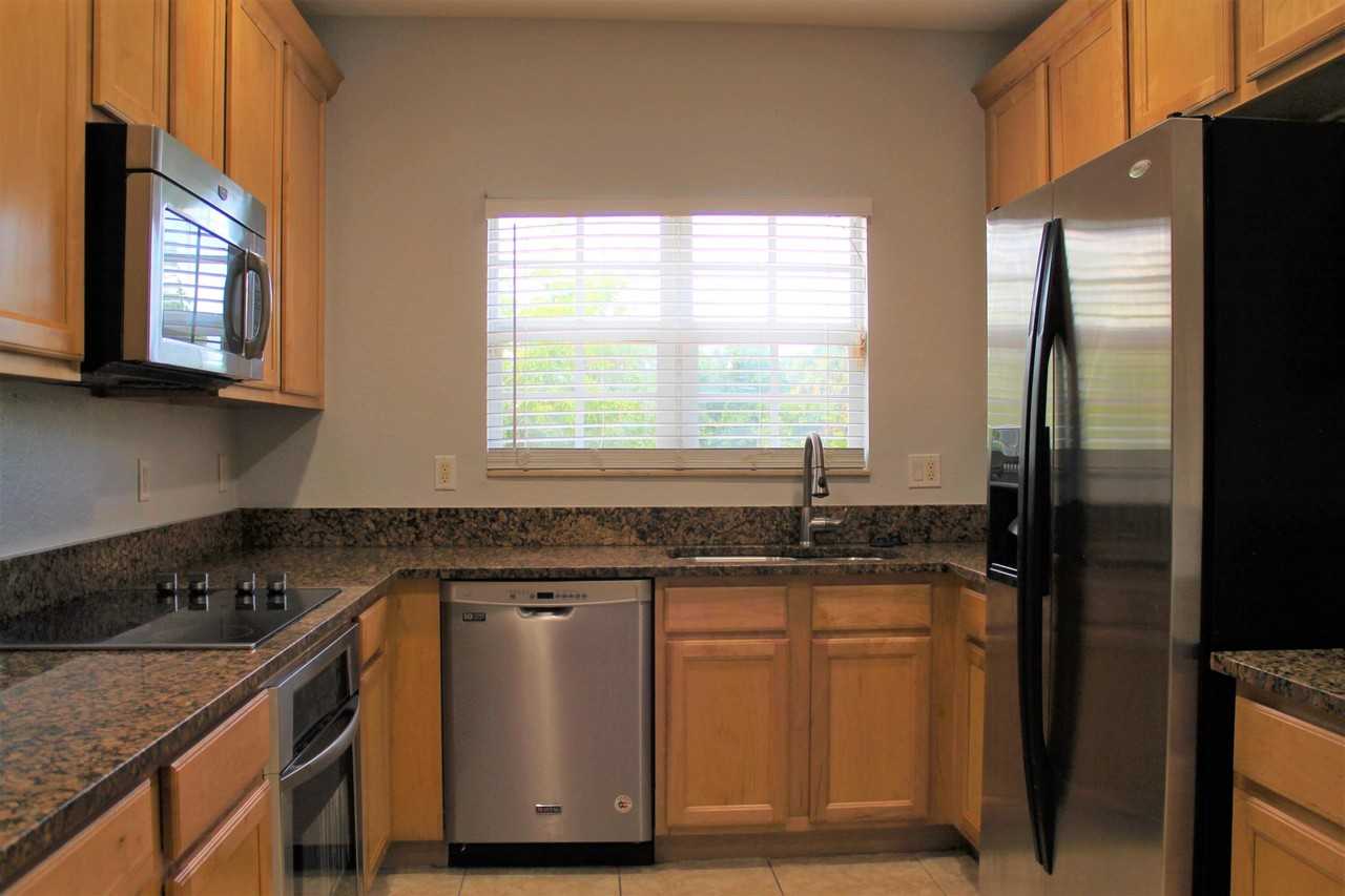 531 S Federal Hwy #17 - Photo 6 of 26