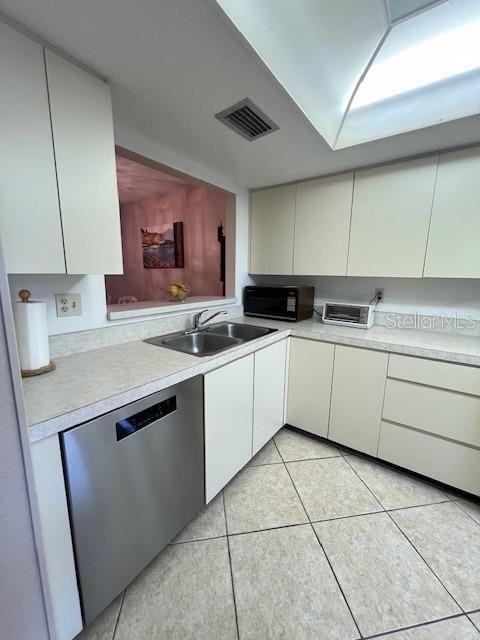 2666 Woodgate Ln #D1 - Photo 5 of 17