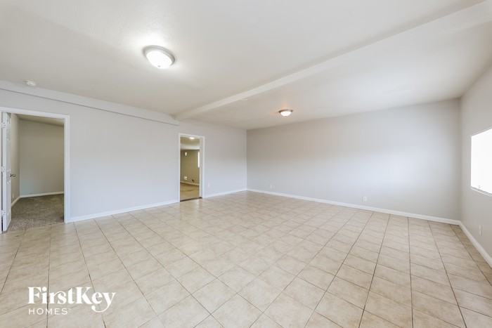 3641 W La Salle St - Photo 2 of 16