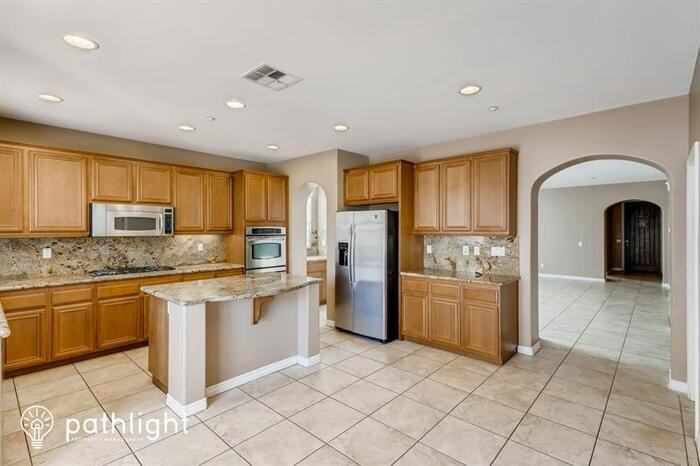 5663 Galasso Ave - Photo 3 of 18