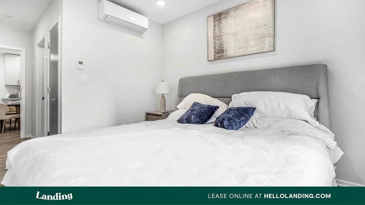 4419 Ludlow St - Photo 3 of 47