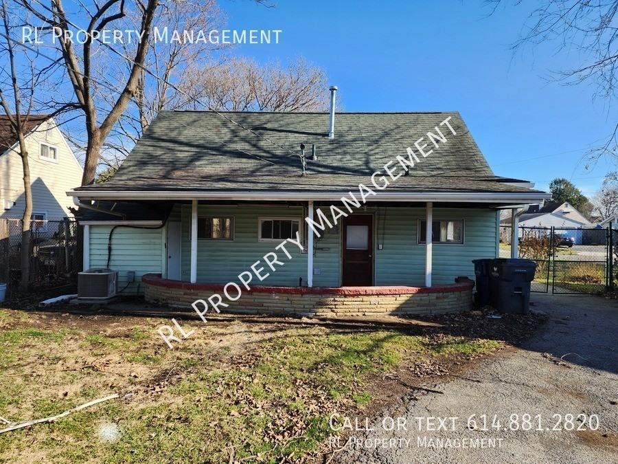 499 Beechwood Rd - Photo 3 of 44