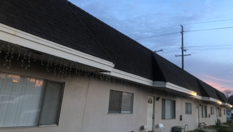 1624 W Caldwell Ave #4 - Photo 2 of 5