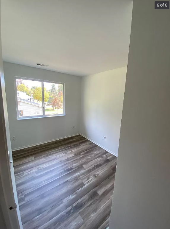 1072 Summer St #4A - Photo 2 of 6