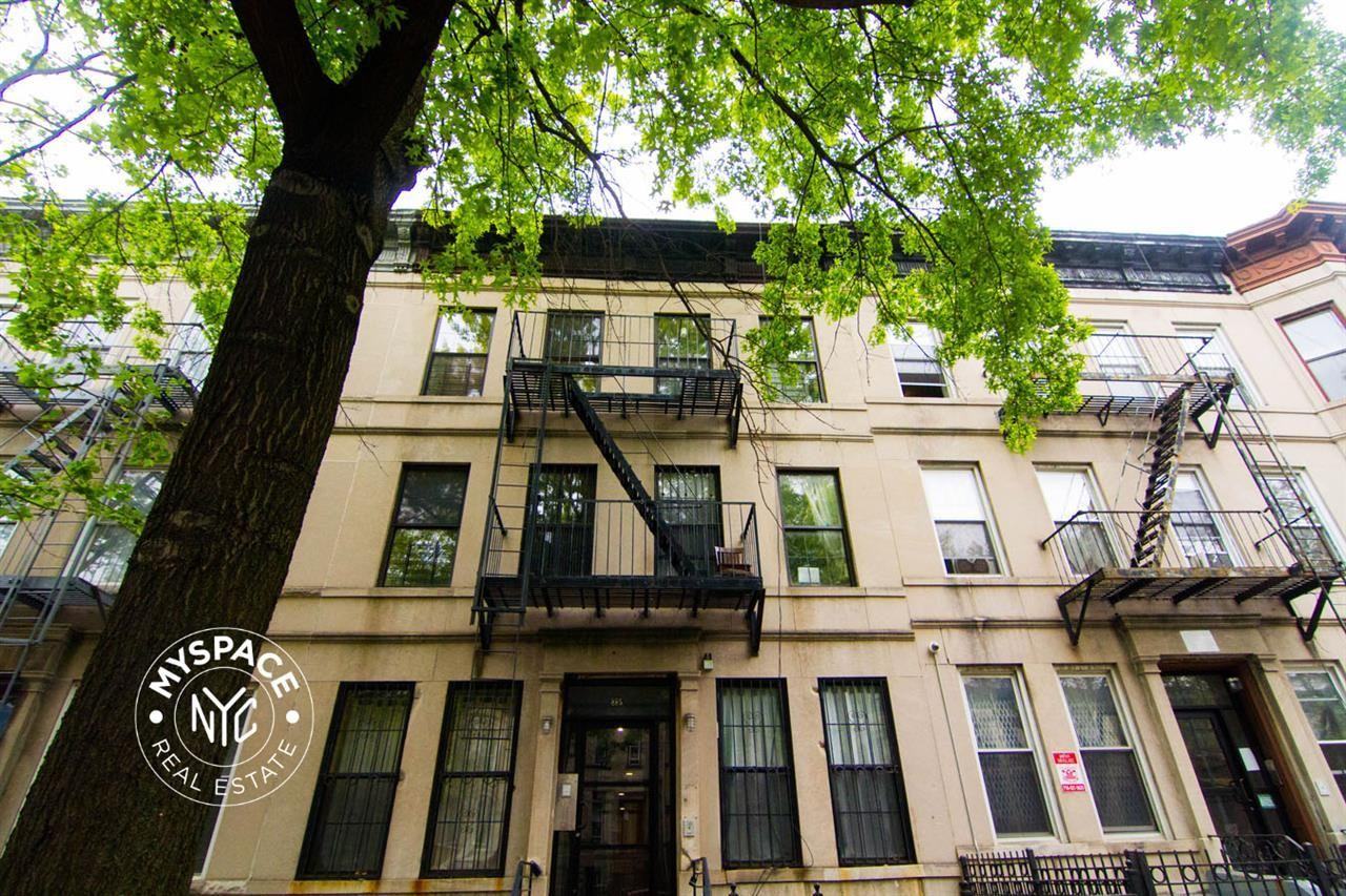 885 Saint Johns Pl #7 - Photo 7 of 7