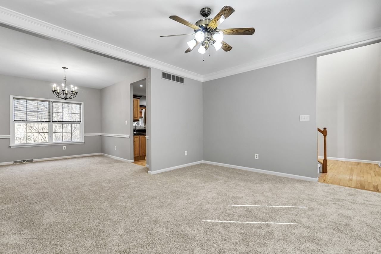 178 Humphreys Dr #1 - Photo 2 of 32