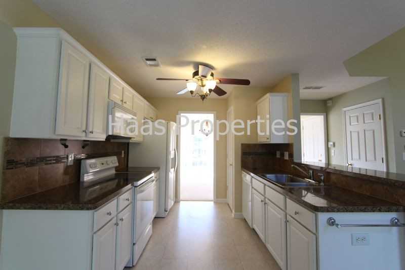 802 Cataya Cove - Photo 3 of 14